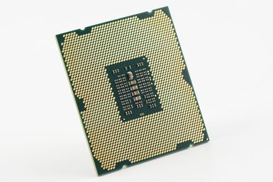 0181000006612424-photo-intel-core-i7-4960-cpu-7.jpg