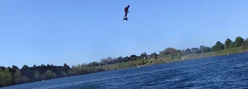 035C000008416288-photo-flyboard-air.jpg