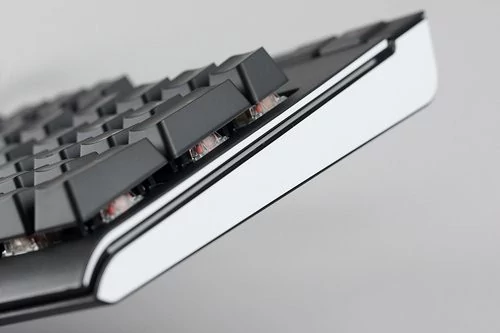 Test du Strafe, un clavier mécanique pour joueur signé Corsair - GinjFo