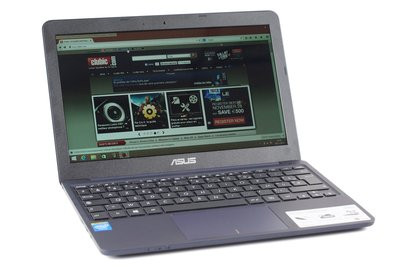 0190000007795199-photo-asus-eeebook-x205ta.jpg