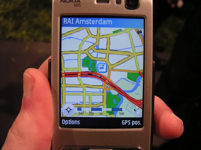 Preview du Nokia N95 : smartphone GPS, HSDPA et Wifi avec APN de 5 ...