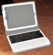 000000B404877780-photo-coolermaster-keyboard-ipad.jpg