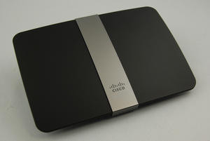 012C000004553550-photo-test-cisco-e4200-clubic-com-001.jpg