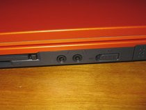 00D2000000113196-photo-xbook-cl56-15-les-ports-audio-sur-le-c-t-gauche.jpg