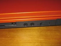 00D2000000113196-photo-xbook-cl56-15-les-ports-audio-sur-le-c-t-gauche.jpg