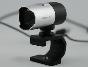 012C000003818002-photo-microsoft-lifecam-studio-2.jpg
