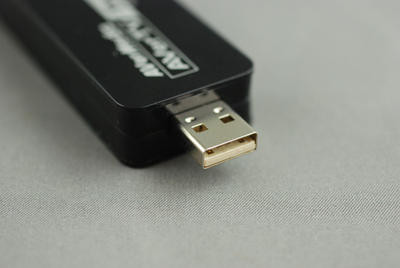 Une clé USB avec double tuner TNT chez Pinnacle