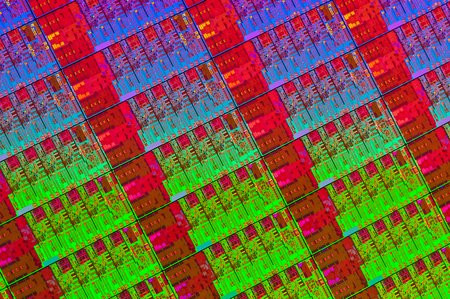 01C2000006011648-photo-intel-haswell-wafer.jpg