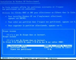 012C000000411778-photo-montage-pc-installation-xp-6.jpg