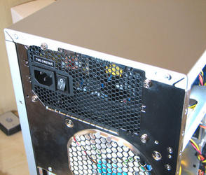 000000FA00411602-photo-montage-pc-alimentation-1.jpg