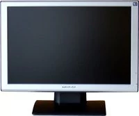 00C8000000261236-photo-comparo-lcd-19-mirai-vues.jpg