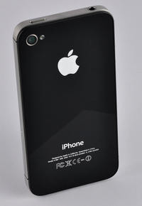 0000012204664776-photo-apple-iphone-4s-close-up-8.jpg