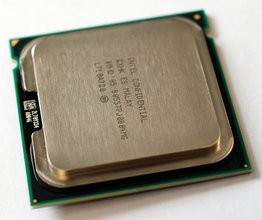 000000DC00503678-photo-processeur-intel-core-2-duo-e6850.jpg