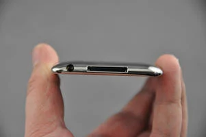 000000C802994524-photo-ipod-touch-port-usb.jpg