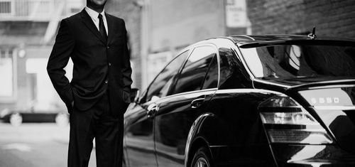 02BC000008204238-photo-chauffeur-uber.jpg