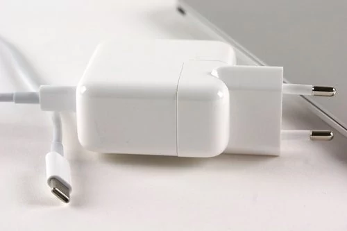 01F4000008028872-photo-macbook-14.jpg
