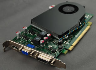 000000E102626678-photo-nvidia-geforce-240-gt-2.jpg