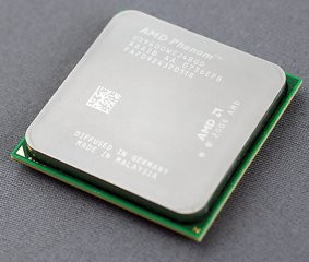 000000F000670494-photo-processeur-amd-phenom-9600.jpg