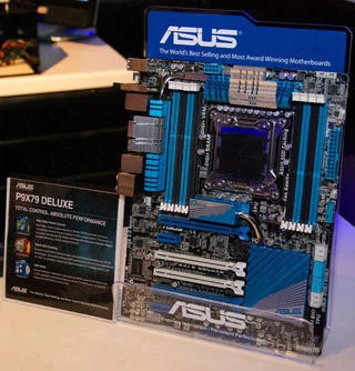 0140000004700528-photo-asus-p9x79.jpg