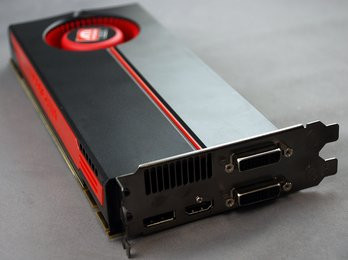 0000010402464070-photo-carte-radeon-h-d5850-3.jpg