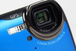 Canon D30 : le compact étanche à 25 m