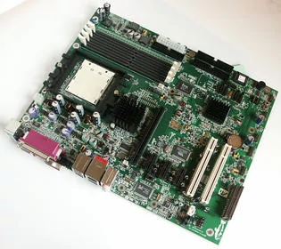 0000011800107238-photo-ati-radeon-xpress-200-carte-m-re-igp-2.jpg