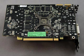 000000D702476648-photo-amd-radeon-hd-5750-carte-3.jpg