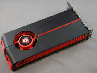 000000F002476652-photo-amd-radeon-hd-5770-carte-2.jpg