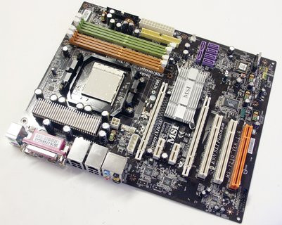 0000014000307031-photo-carte-m-re-nforce-5x-msi-1.jpg