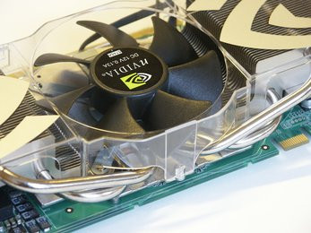 0000010400203171-photo-carte-nvidia-geforce-7800-gtx-512-mo-2.jpg