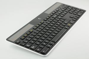 012C000003964828-photo-logitech-wireless-solar-keyboard-k750-perspective-2.jpg