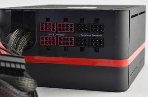 012C000004451296-photo-thermaltake-toughpower-grand-750-w.jpg