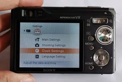 00FA000000480453-photo-sony-gps-cs1ka-vues.jpg