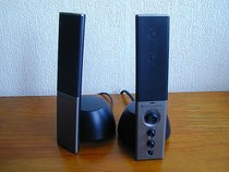 00D2000000060005-photo-altec-lansing-vs4121-les-deux-petits-satellites.jpg