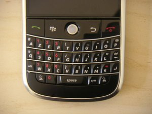 012C000001584444-photo-blackberry-bold.jpg
