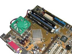 00FA000000054702-photo-athlon-xp2800-ajout-du-ventilateur.jpg