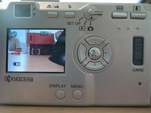 012C000000053117-photo-kyocera-finecam-s3x-vue-arri-re.jpg