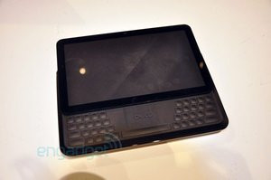 012C000004339832-photo-dell-prototype-tablette-clavier.jpg