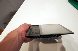 012C000004339834-photo-dell-prototype-tablette-clavier.jpg
