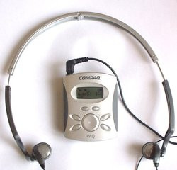 00FA000000050344-photo-compaq-ipaq-pa-2-casque.jpg