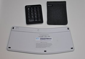 000000C802405838-photo-microsoft-bluetooth-mobile-keyboard-6000.jpg