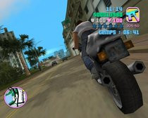 00D2000000058097-photo-gta-vice-city-pleine-vitesse-en-moto.jpg