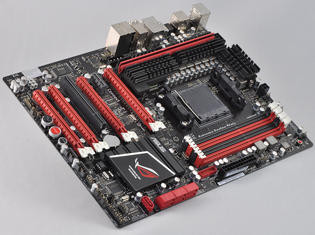 013B000004640692-photo-asus-crosshair-v-formula-1.jpg