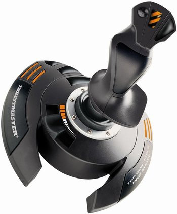 015E000000056311-photo-comparo-joysticks-thrustmaster-fox-2-shock.jpg