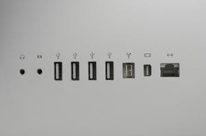 012C000003450304-photo-imac-ports-1.jpg