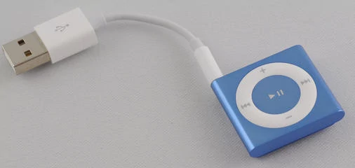000000F003535162-photo-apple-ipod-2010-ipod-shuffle-5.jpg