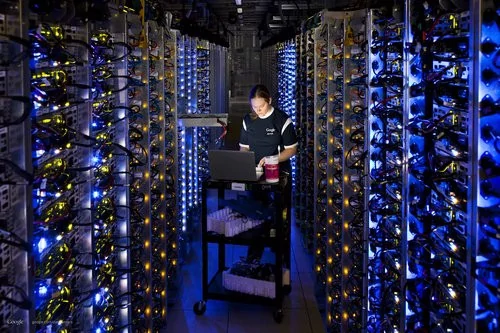 01F4000005468489-photo-google-datacenter.jpg