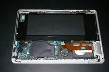 0000009600910026-photo-macbook-air-vue-int-rieur.jpg