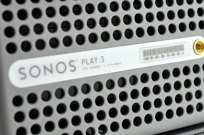 0190000004465998-photo-sonos-play3-membrane-arr.jpg