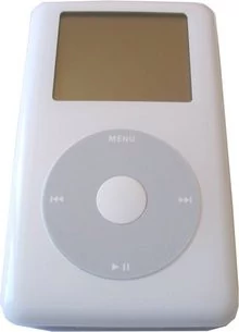 00DC000000104529-photo-apple-ipod-4g.jpg